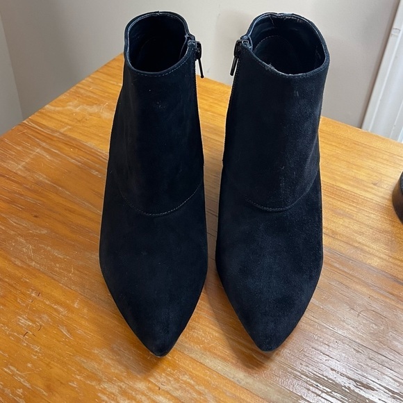 Sole Society Pointed Toe Wedge Bootie - Picture 4 of 15